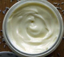 KREM ANTIRRUDHË PËR QAFË (RECETË EKSKLUZIVE) KREM ANTIRRUDHË PËR QAFË (RECETË EKSKLUZIVE)