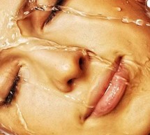 PEELING FYTYRE NË KUSHTE SHTËPIE PEELING FYTYRE NË KUSHTE SHTËPIE