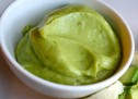 MASKË BIO PËR NJË FYTYRË TË PASTËR DHE PA RRUDHA MASKË BIO PËR NJË FYTYRË TË PASTËR DHE PA RRUDHA