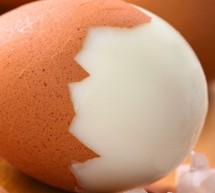 JA SA VEZË MUND TË KONSUMONI NË DITË PA RREZIKUAR TË SËMURENI! JA SA VEZË MUND TË KONSUMONI NË DITË PA RREZIKUAR TË SËMURENI!